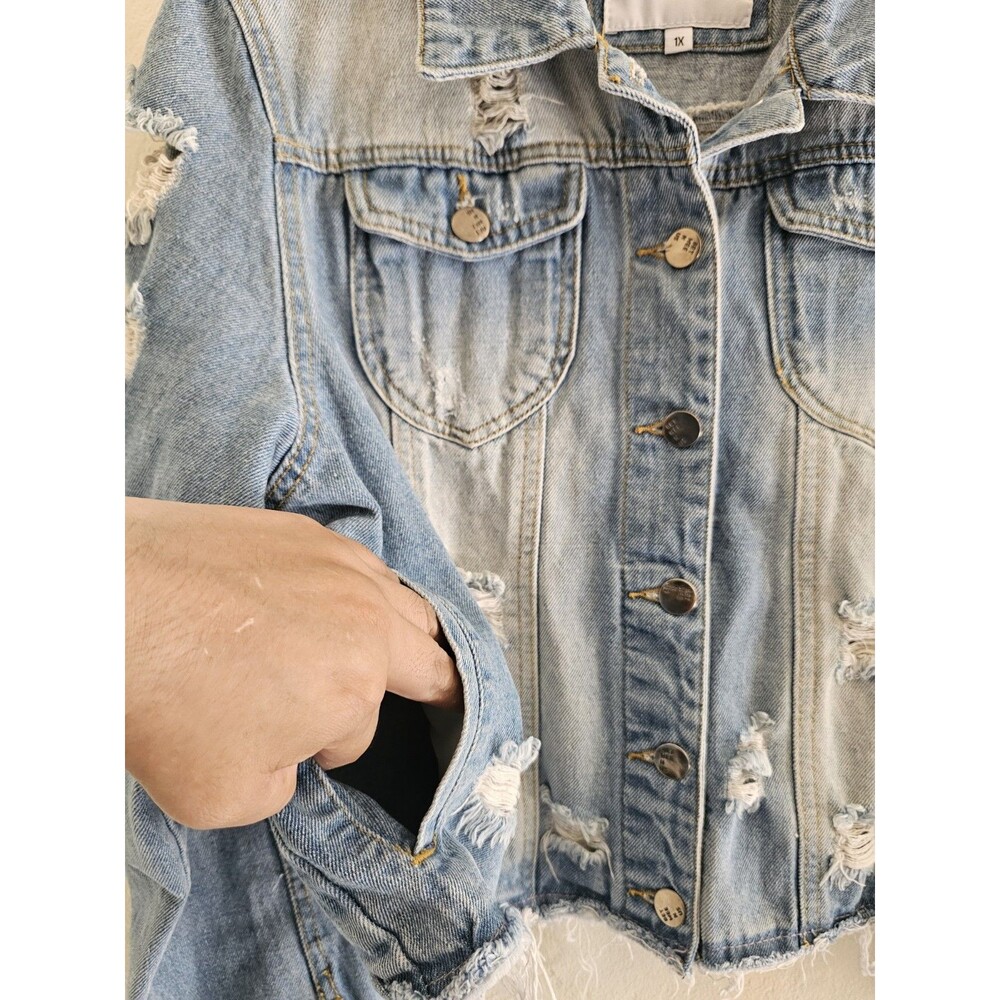 Between Us Distressed Denim Jacket Size 1X With Pockets - Picture 4 of 7